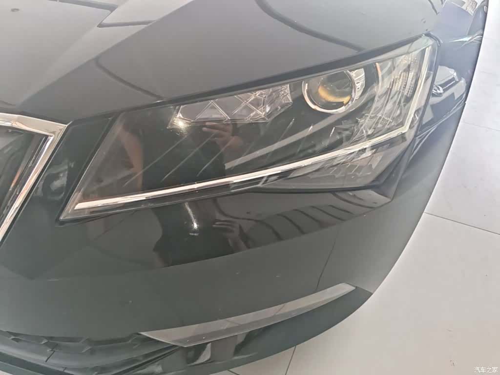 Skoda Superb, 2018 24
