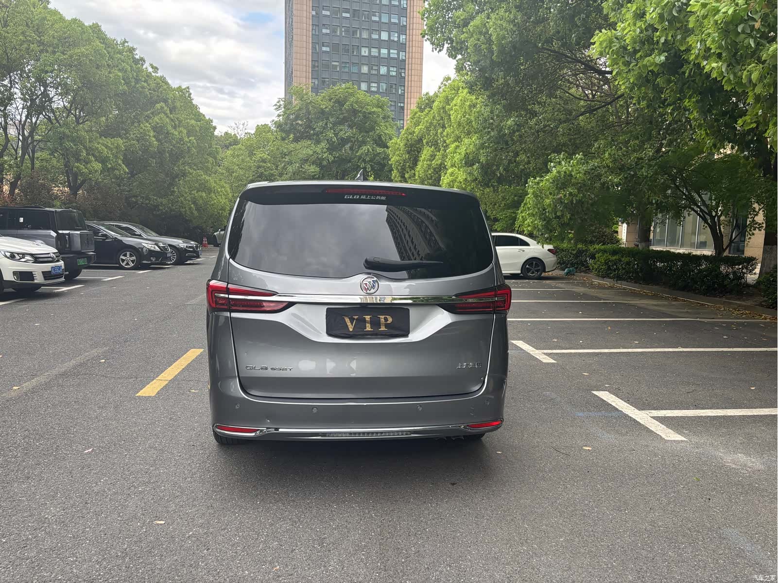 Buick GL8, 2021 6