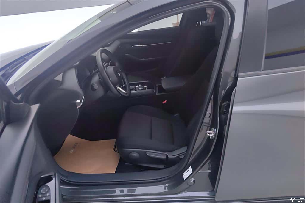 Mazda Mazda3, 2021 9