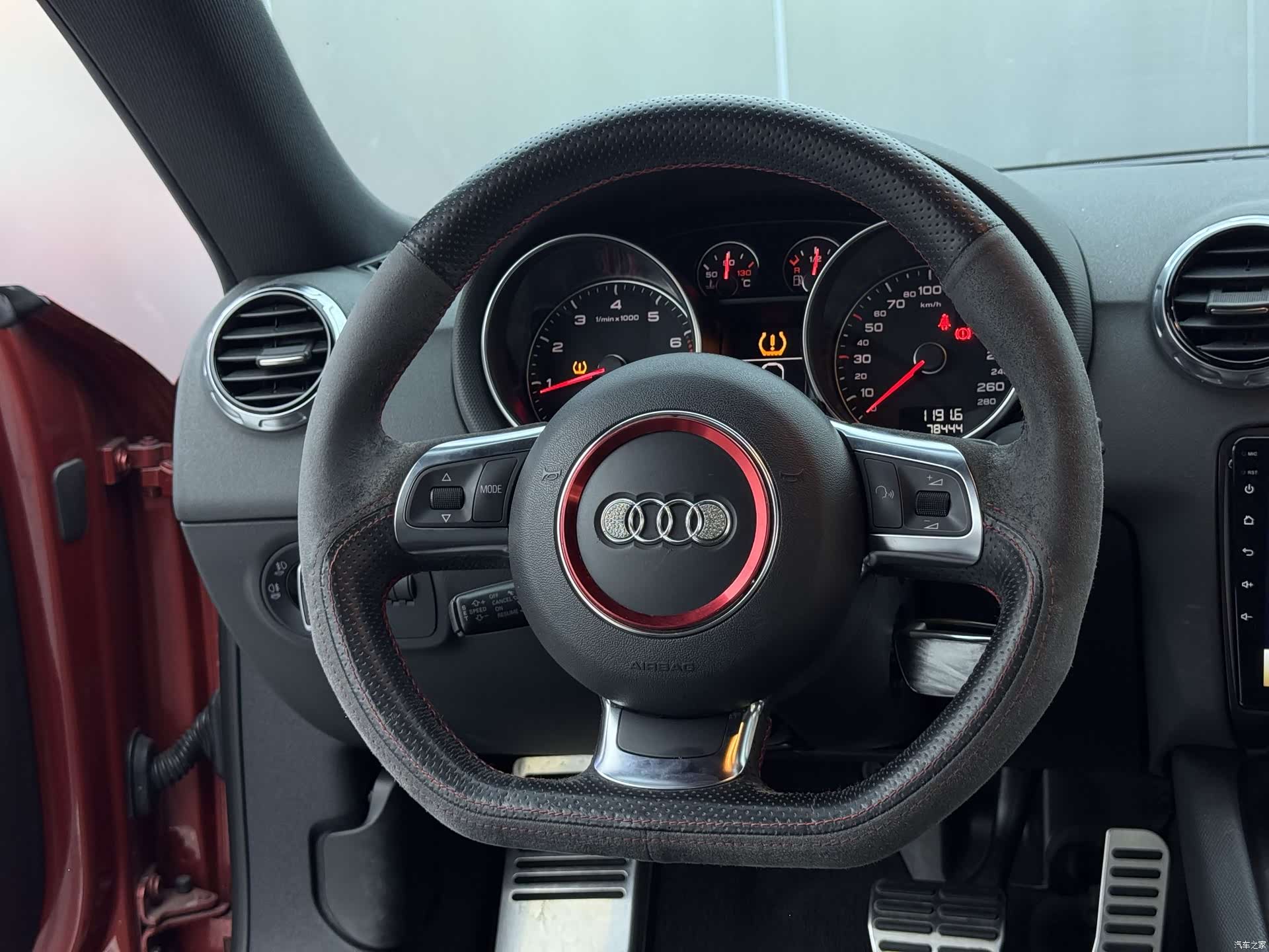 Audi TT, 2015 12