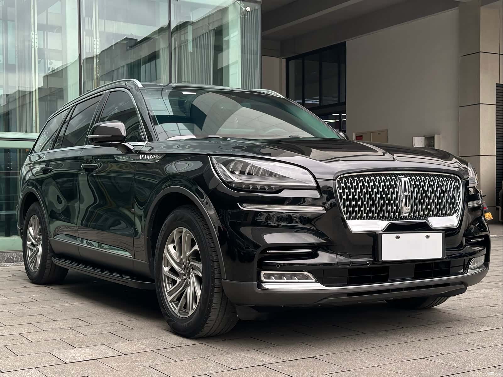 Lincoln Aviator, 2020 4