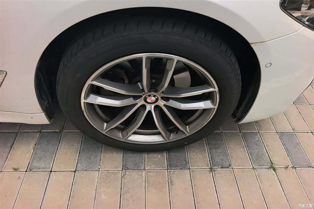 BMW 5 Series, 2020 6