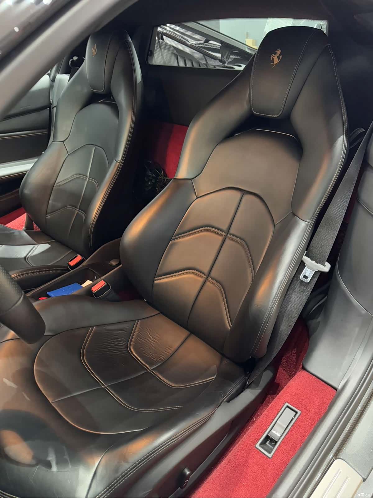 Ferrari 488, 2016 12