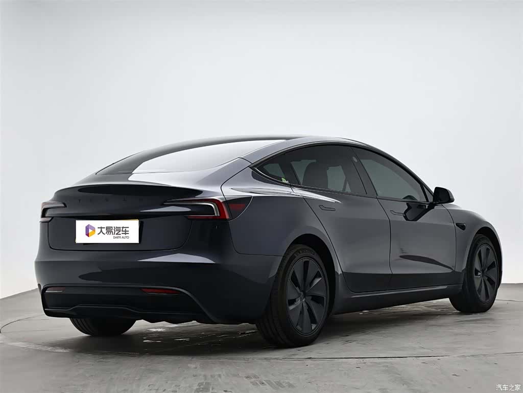Tesla Model 3, 2024 3