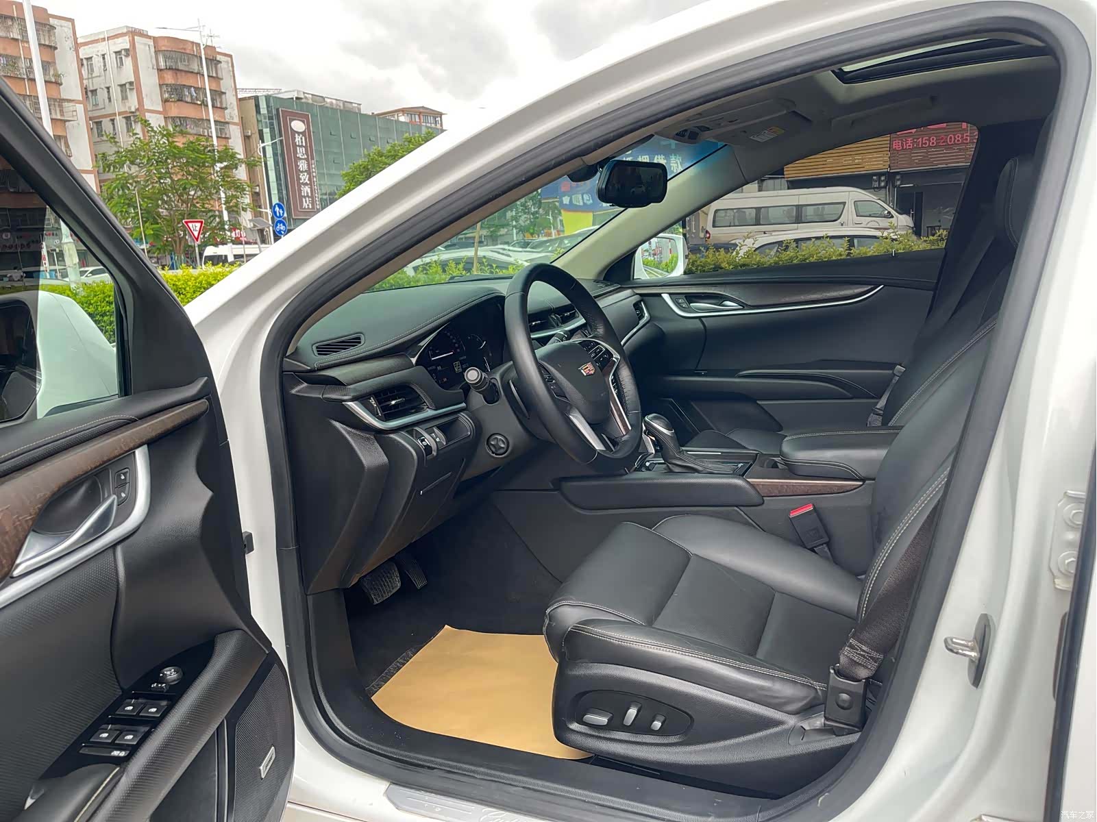 Cadillac XTS, 2019 9