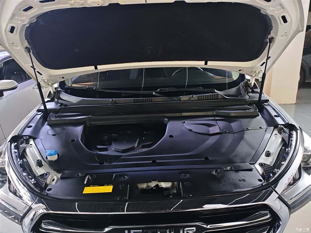 Jetour X90, 2019 20