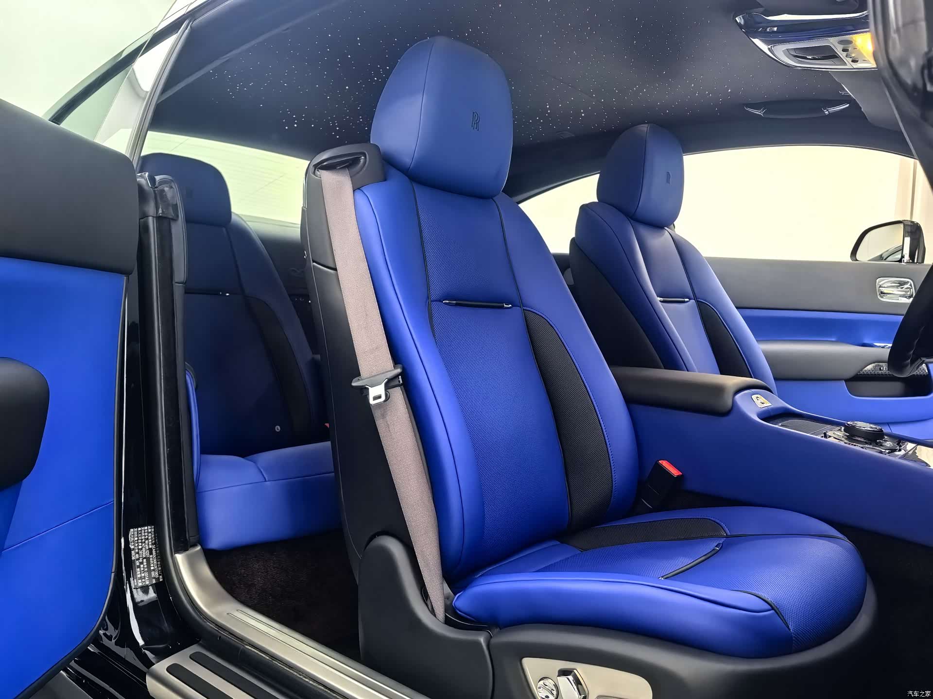 Rolls-Royce Wraith, 2014 11
