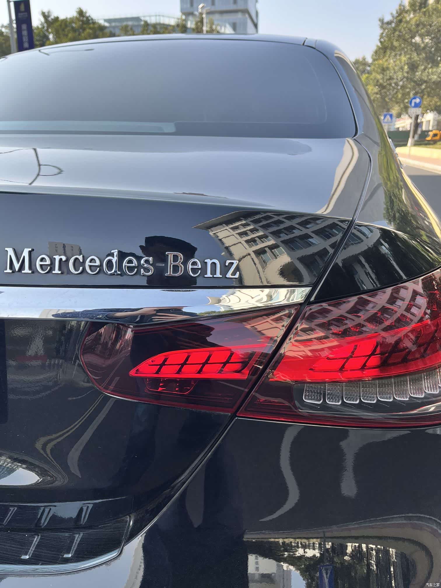 Mercedes-Benz E-Class, 2022 32