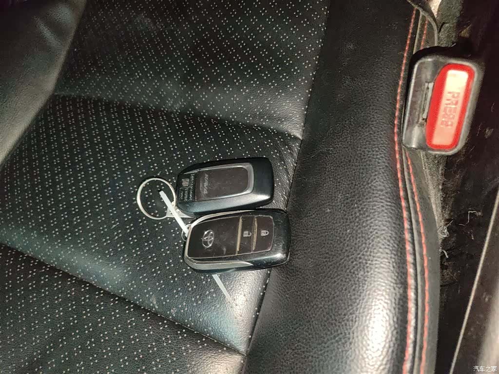 Toyota RAV4, 2018 9