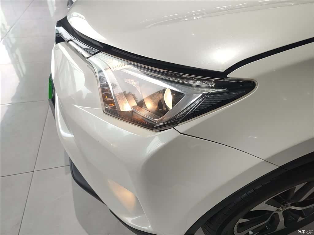 Toyota RAV4, 2018 24