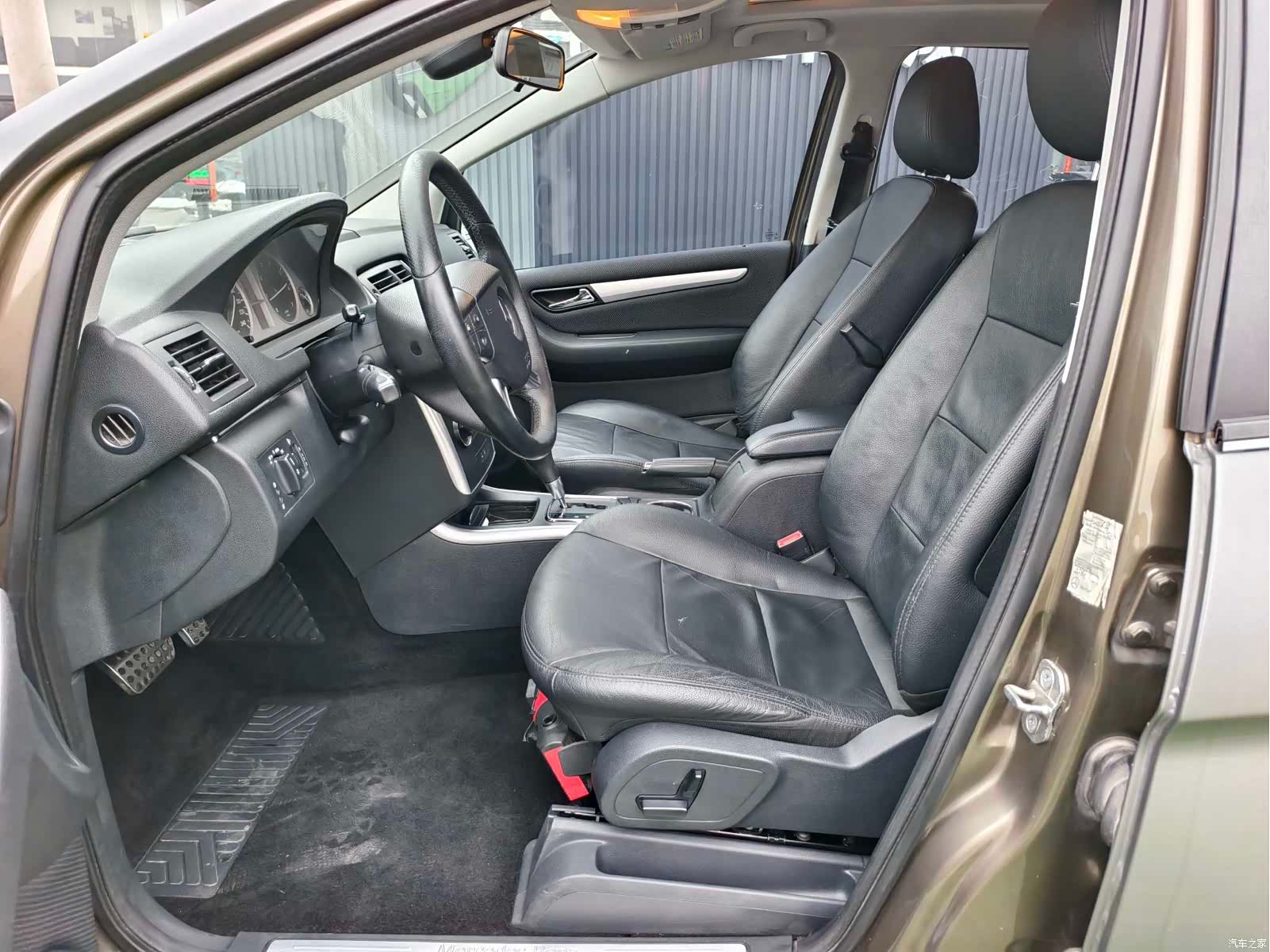 Mercedes-Benz B-Class, 2011 6