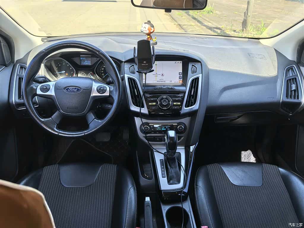 Ford Focus, 2015 7