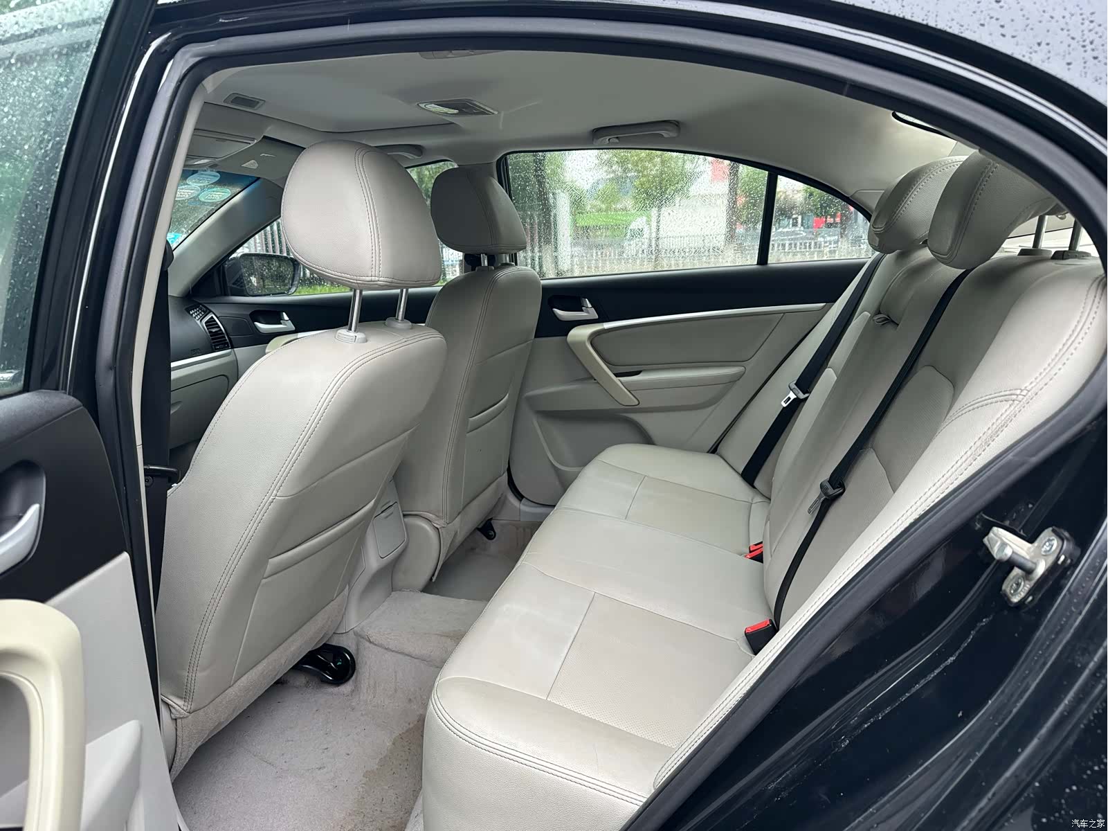 Geely Emgrand, 2015 7