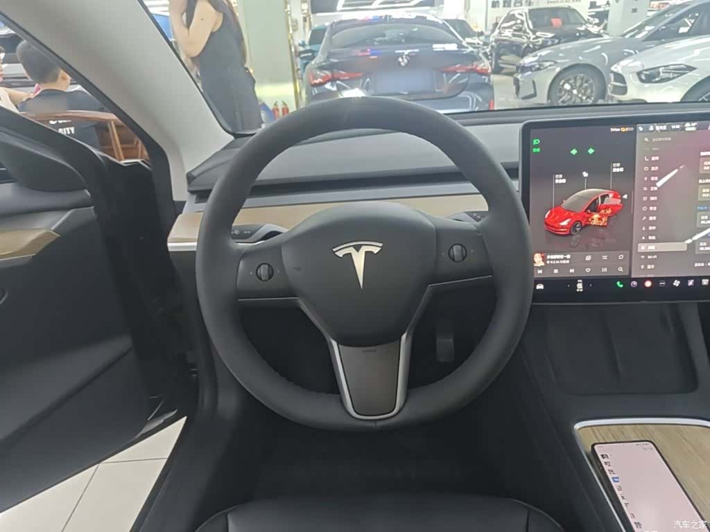 Tesla Model 3, 2023 11
