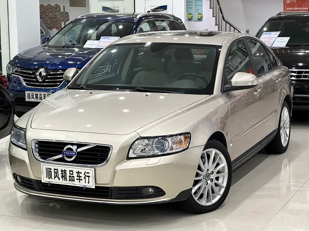 Volvo S40