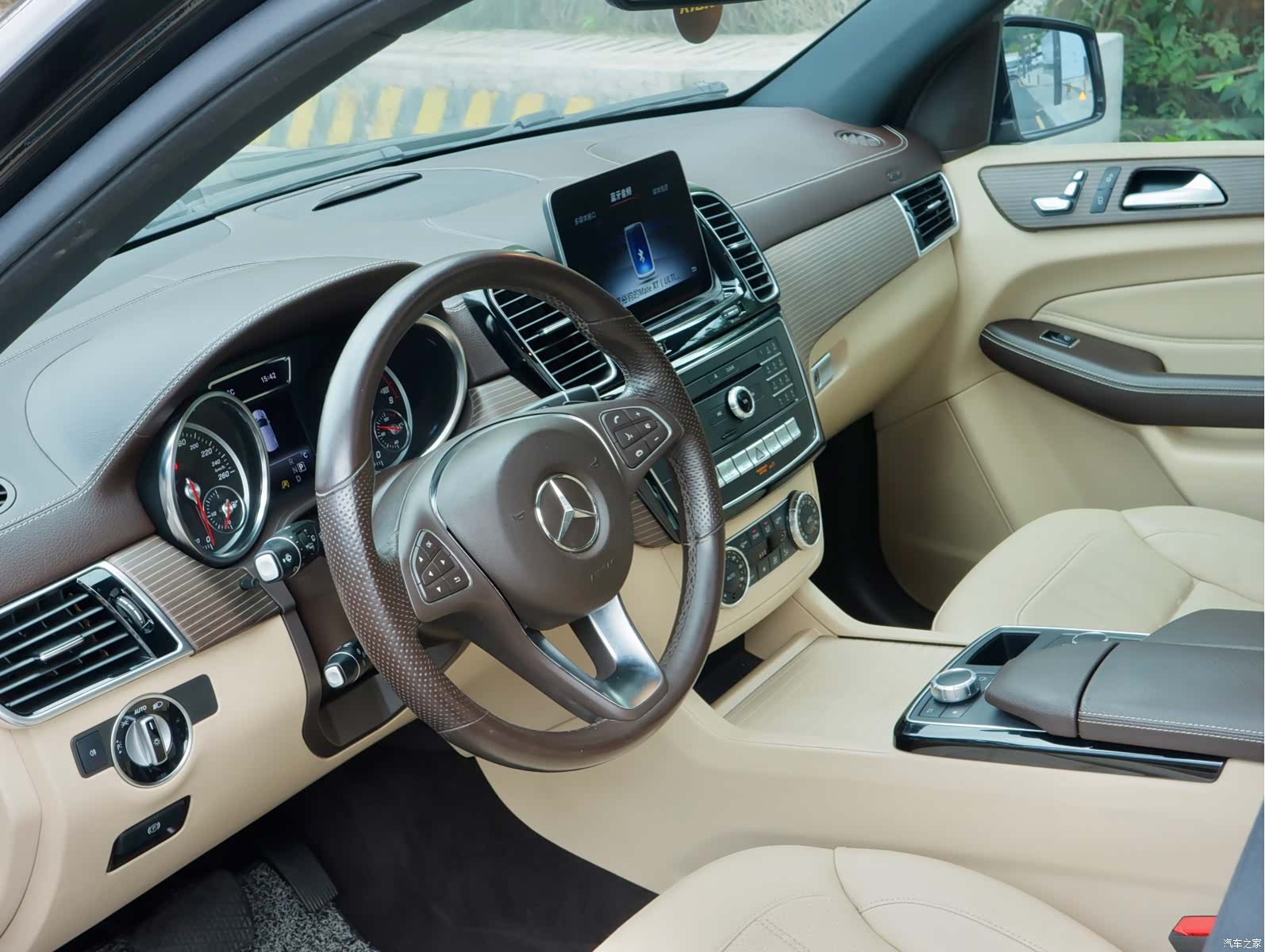 Mercedes-Benz GLE, 2018 9