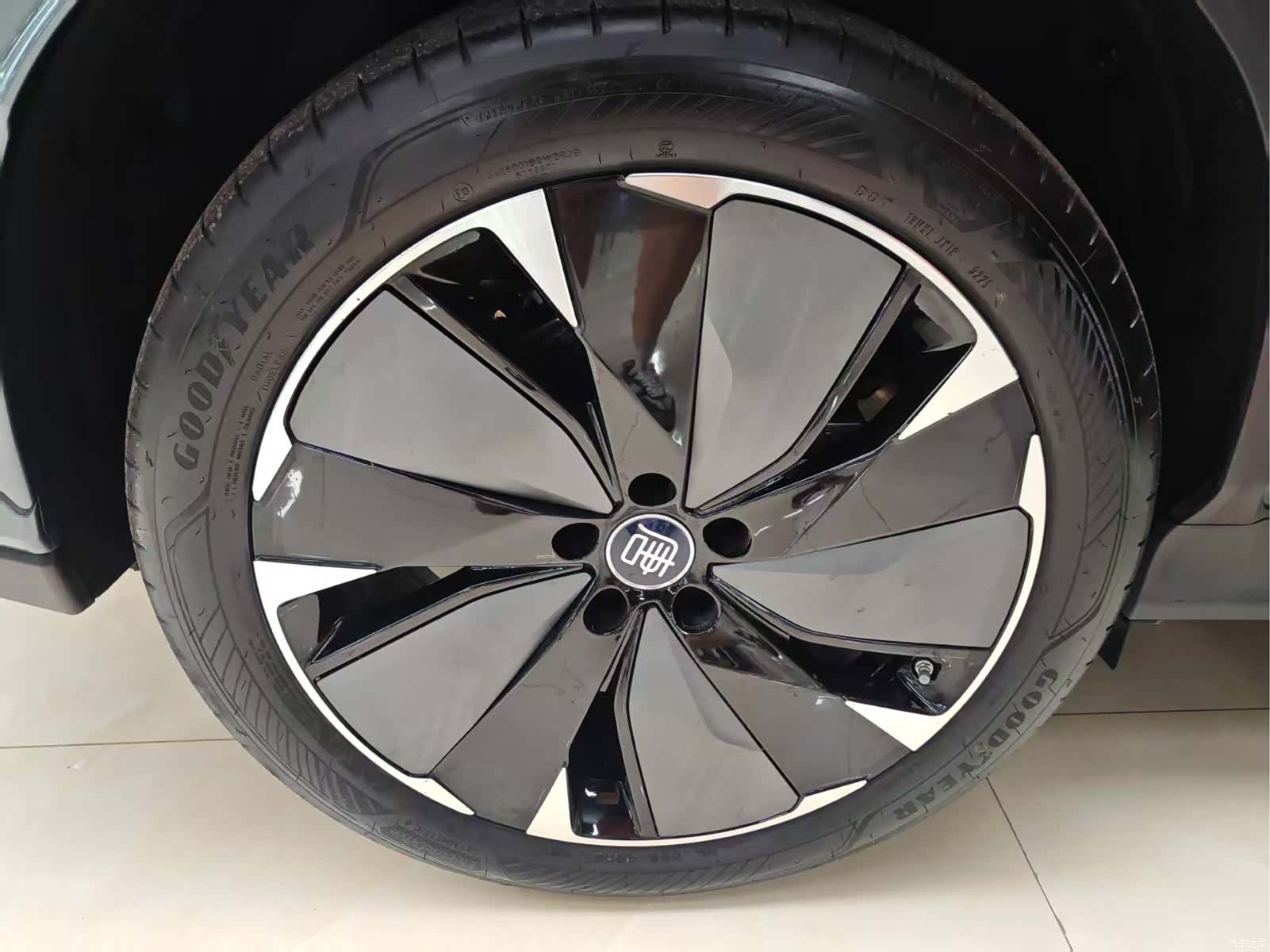 BYD Tang, 2025 27