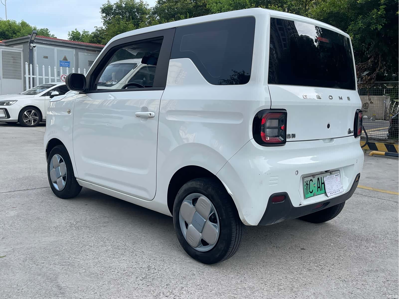 Geely Panda, 2023 все фото