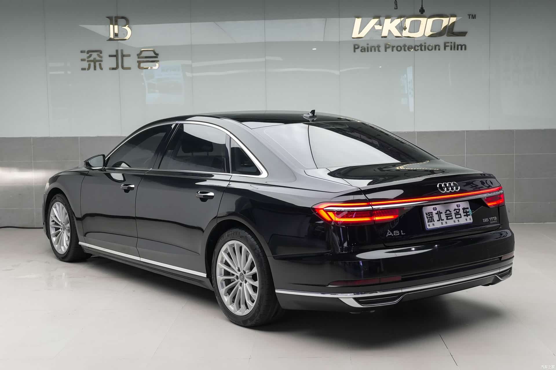 Audi A8L, 2019 24