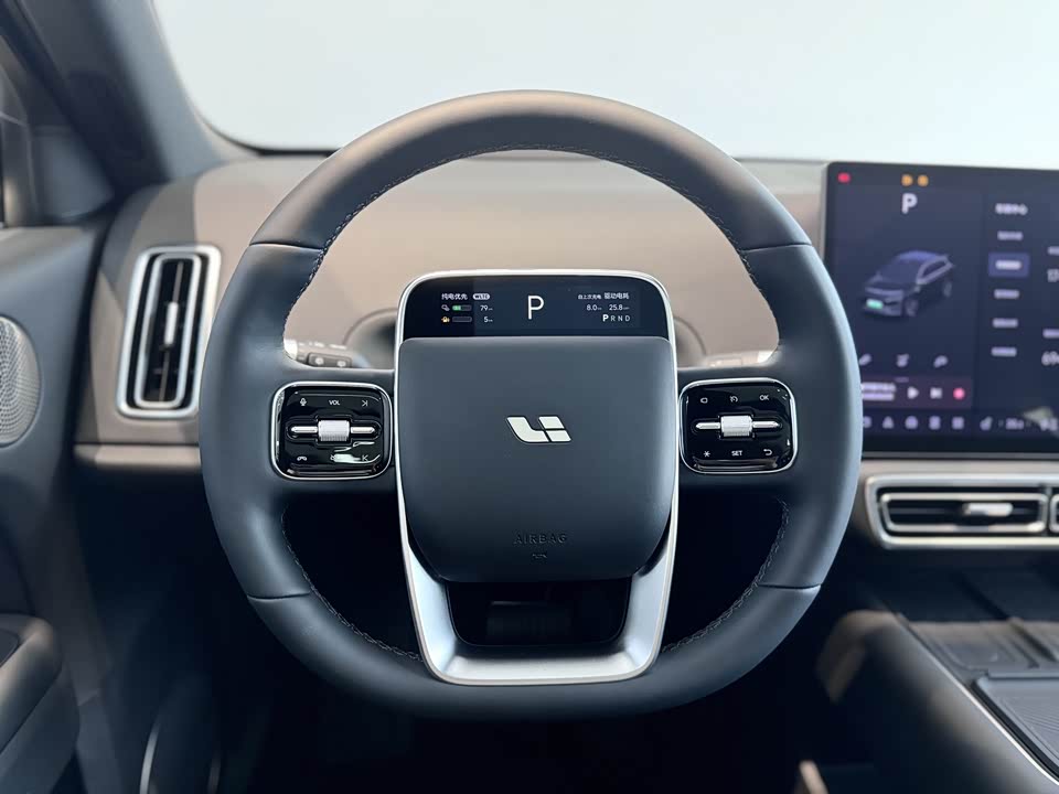 Li Auto Ideal L6