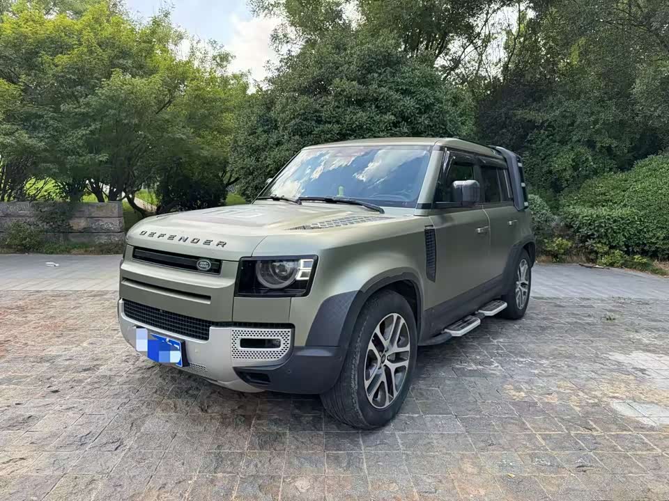 Land Rover guard