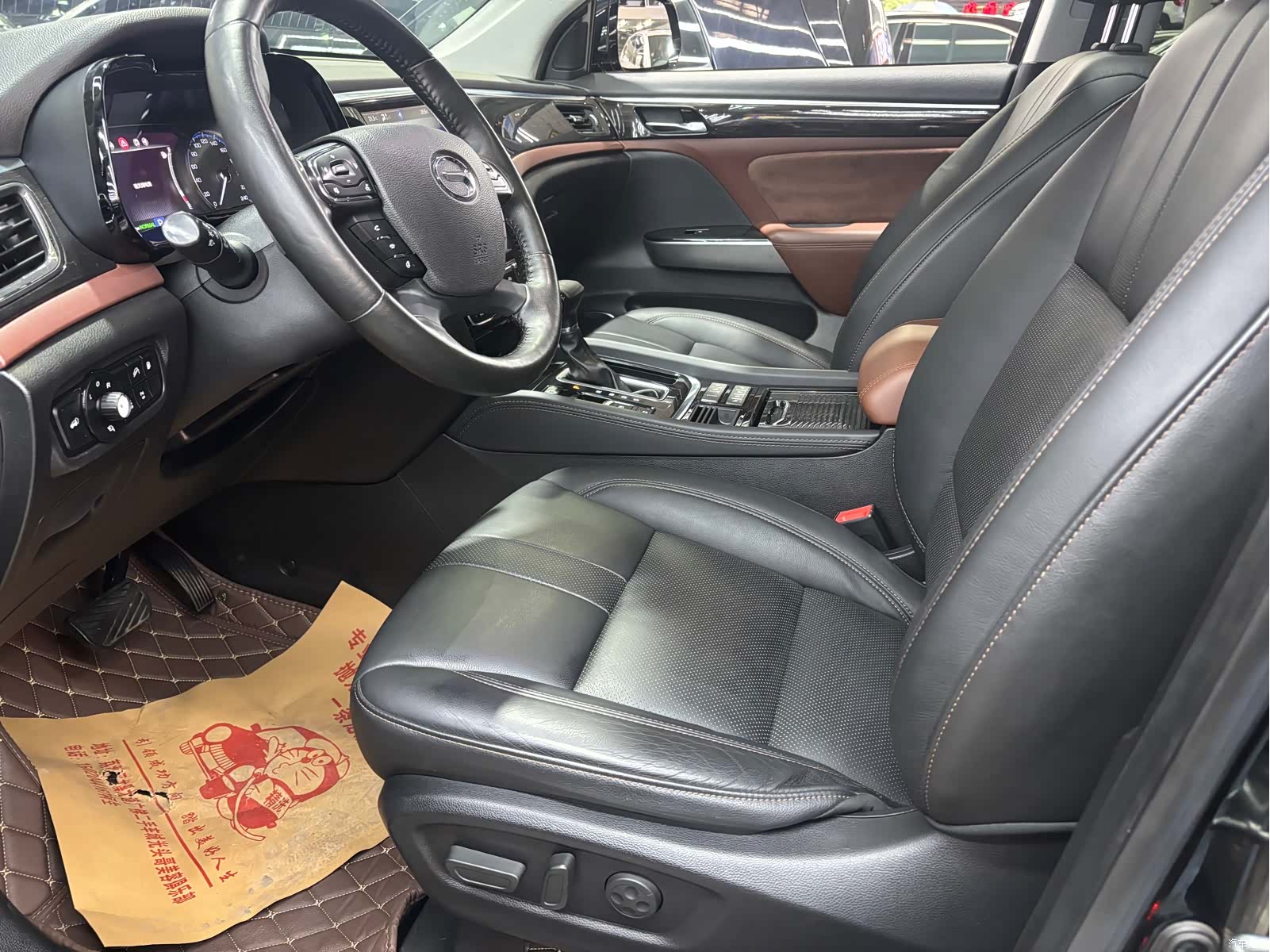 Trumpchi GS8, 2017 7