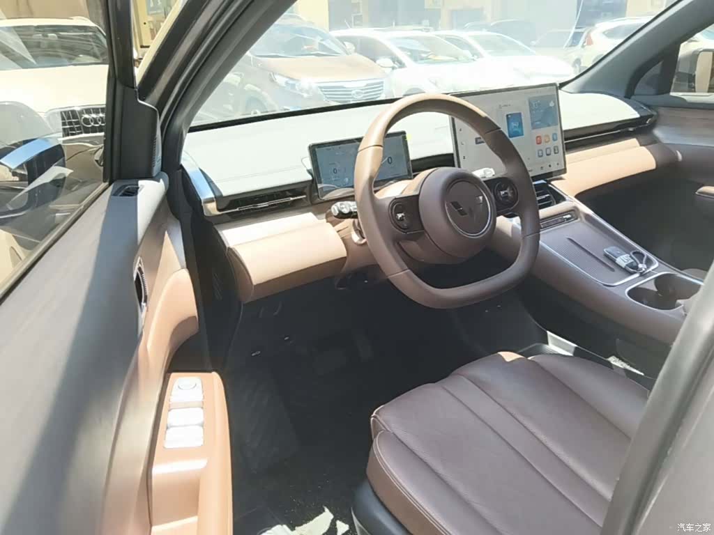 Wuling Starlight, 2024 23
