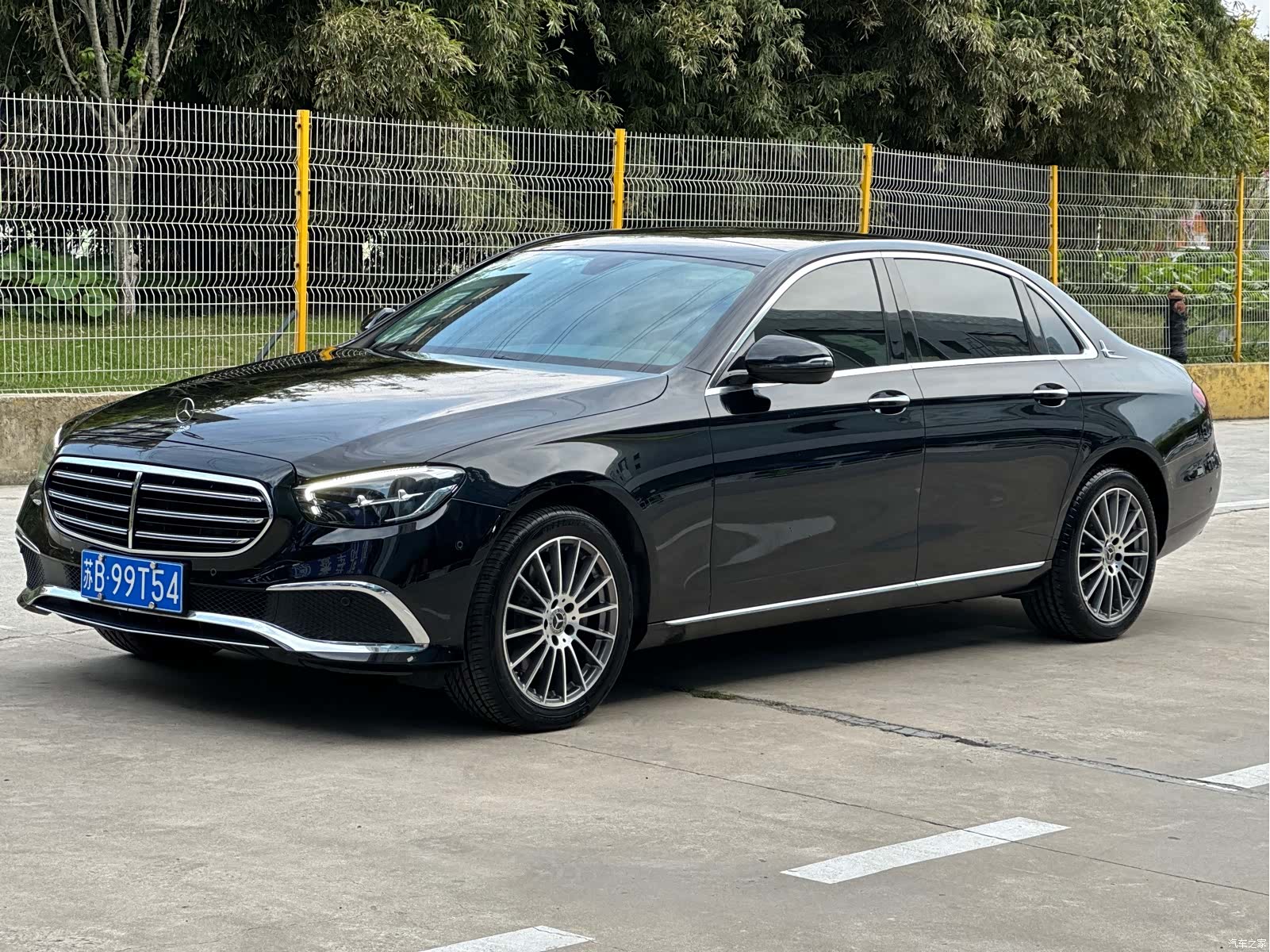 Mercedes-Benz E-Class, 2022 1