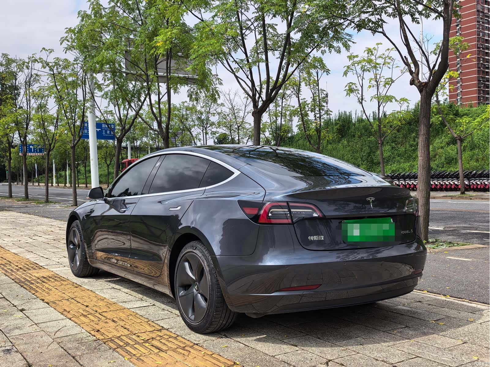Tesla Model 3, 2020 9