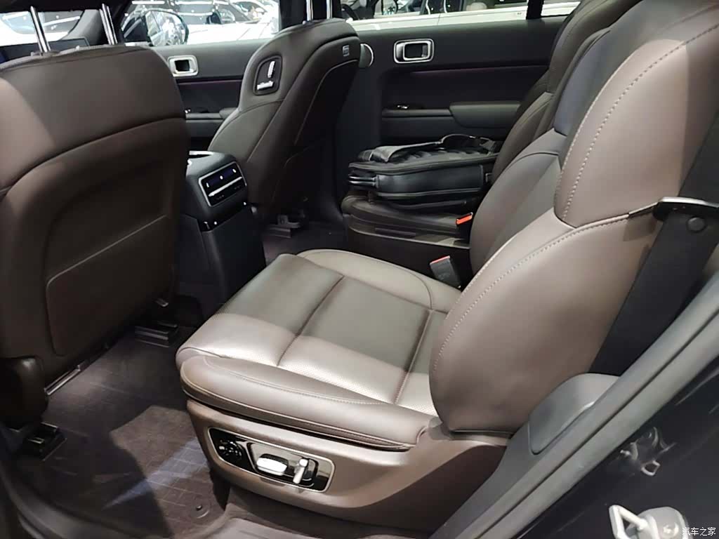 Li Auto L9, 2023 17
