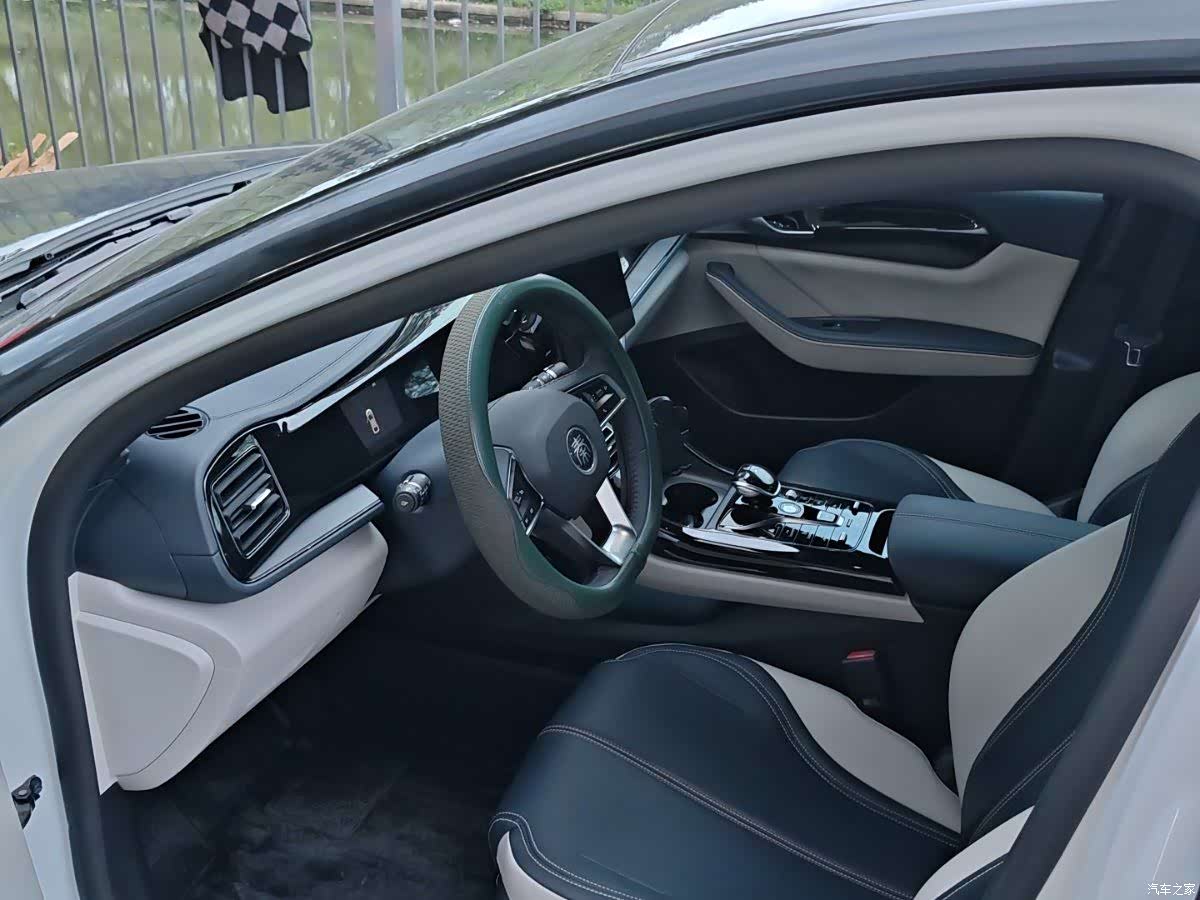 BYD Qin, 2022 9