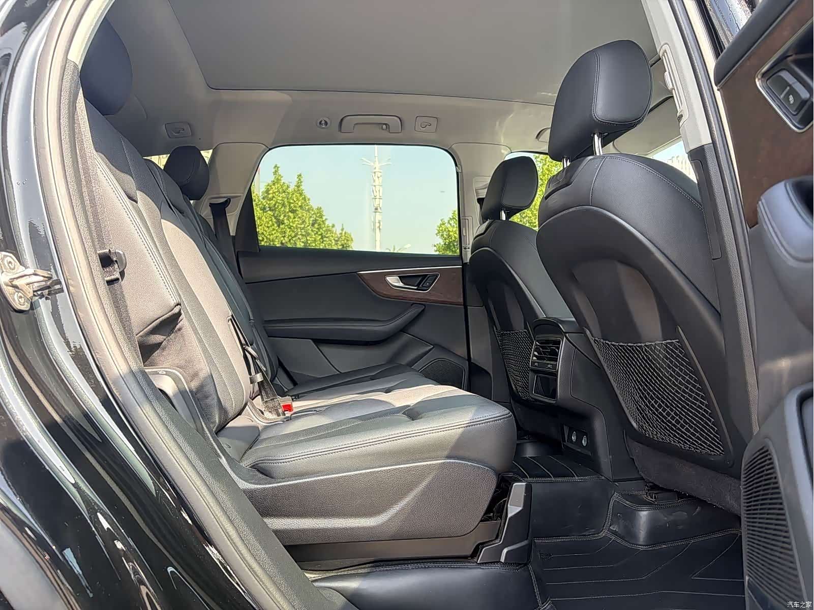 Audi Q7, 2024 11