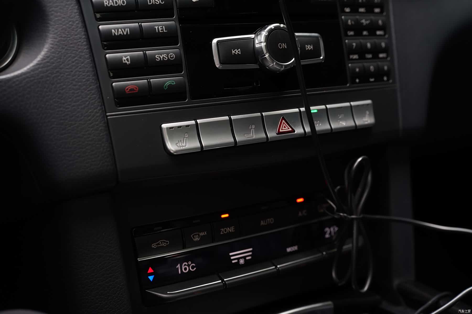 Mercedes-Benz E-Class, 2014 24