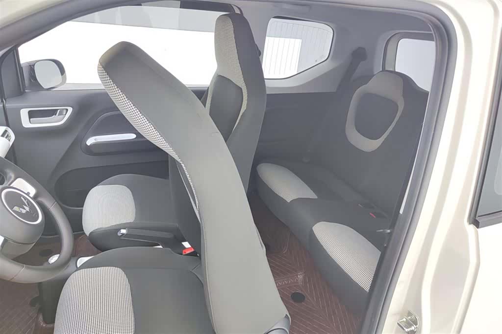 Wuling MINIEV, 2024 11