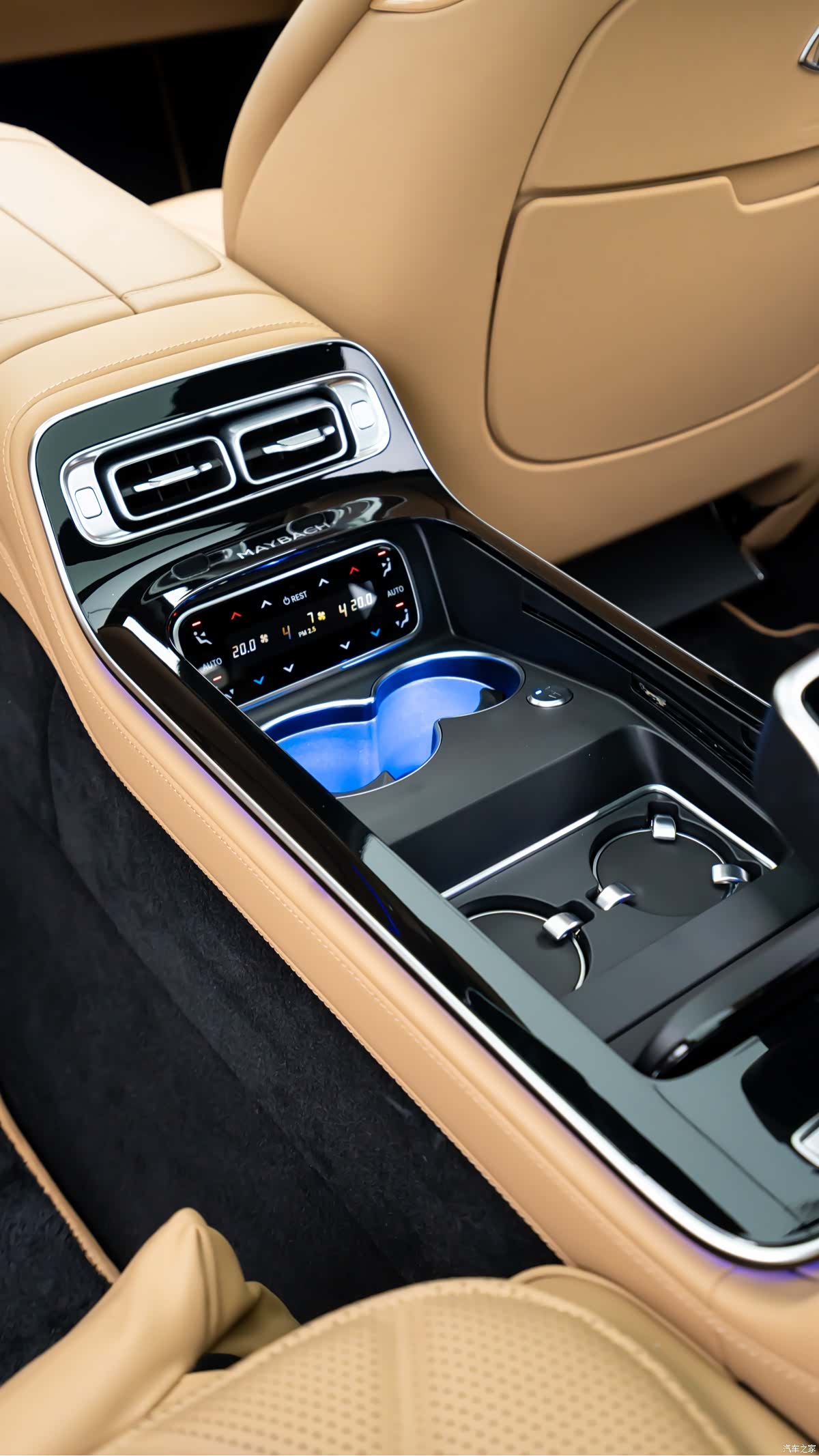 Maybach S-Class, 2023 17