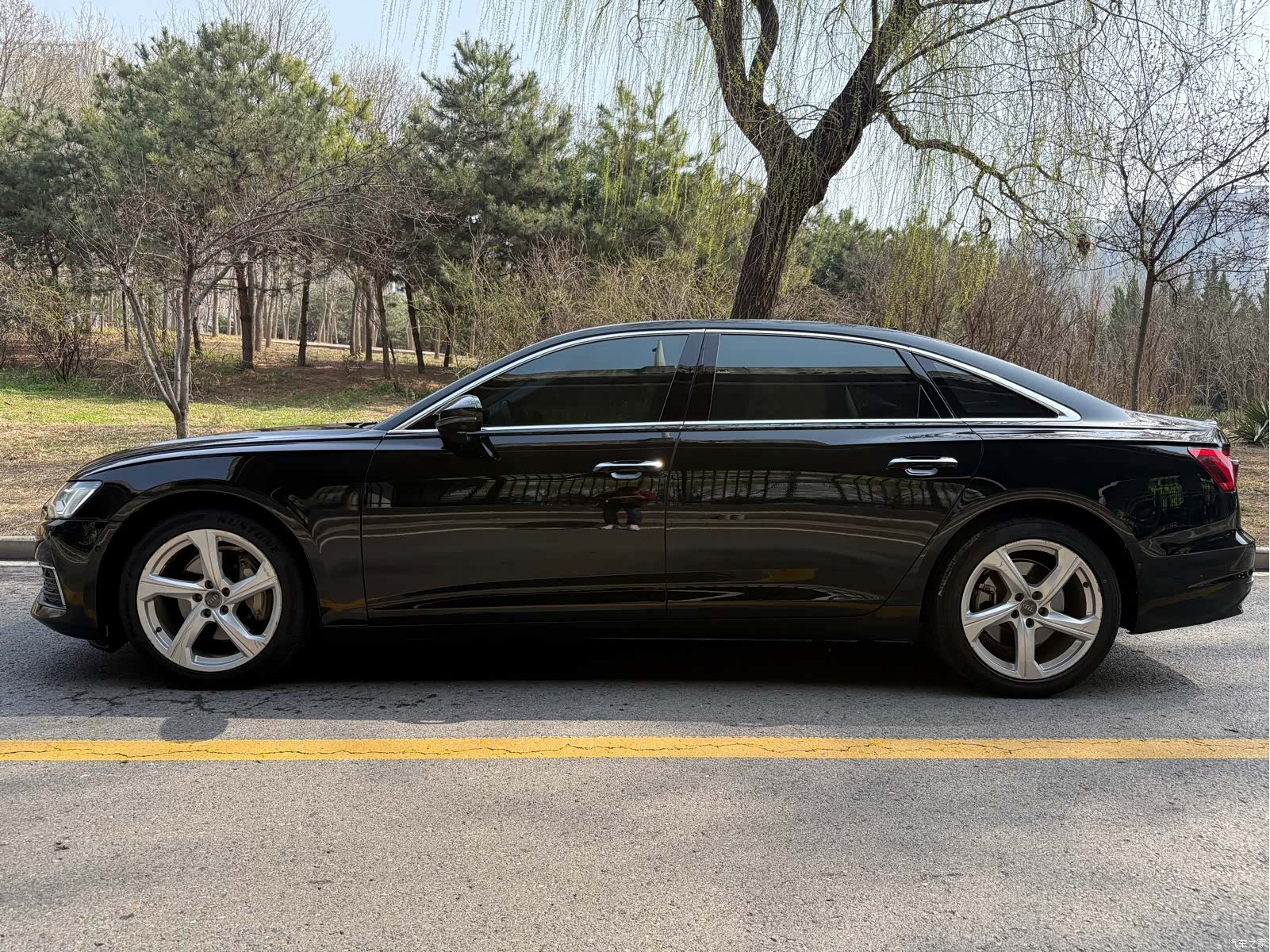 Audi A6L, 2021 3