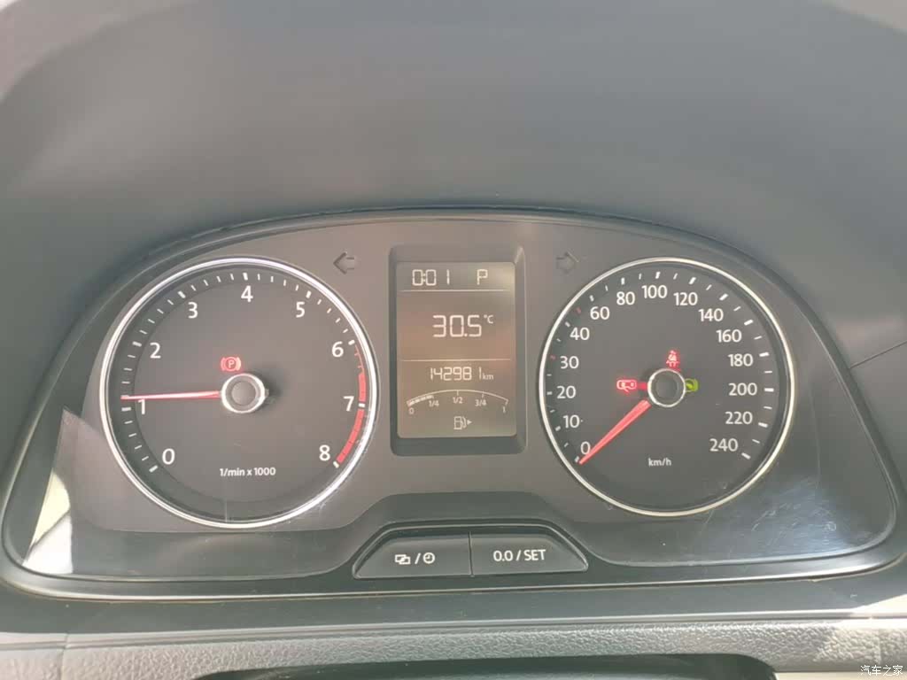 Volkswagen Lavida, 2017 12