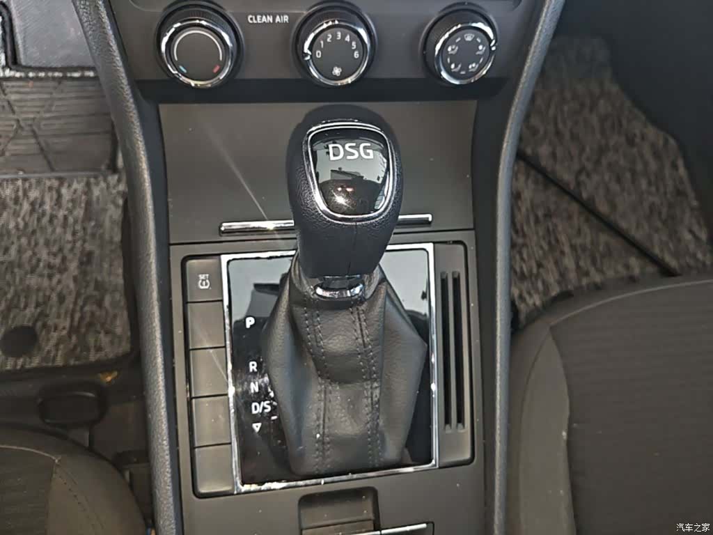 Skoda Superb, 2018 14