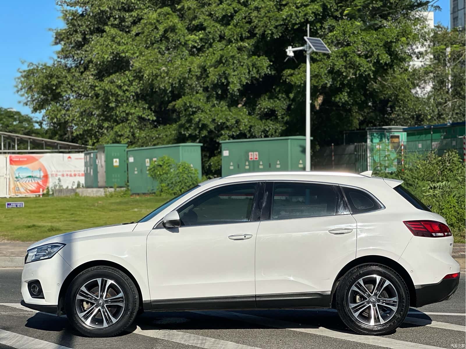 Borgward BX7, 2016 14