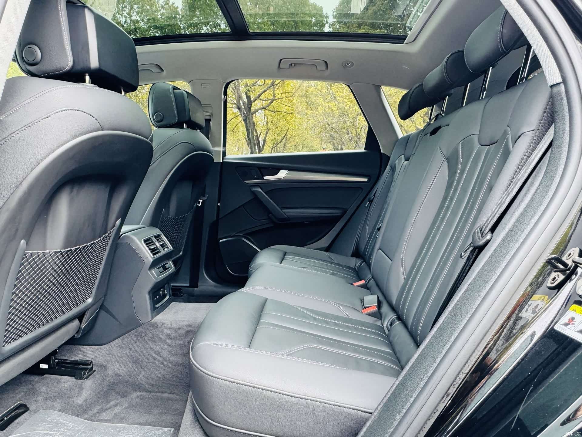Audi Q5L, 2022 9