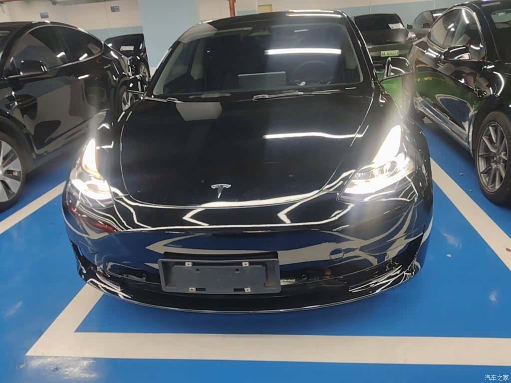 Tesla Model 3, 2022 3