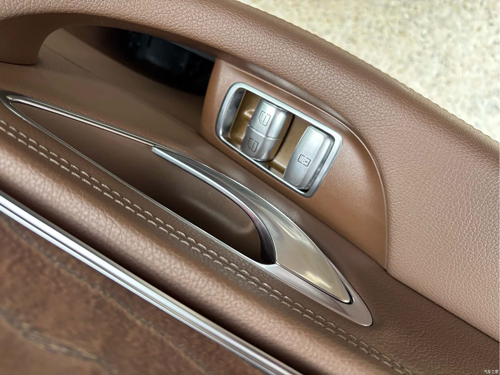 Mercedes-Benz E-Class, 2018 31