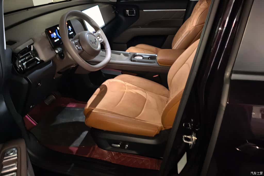 Wuling 730, 2025 9