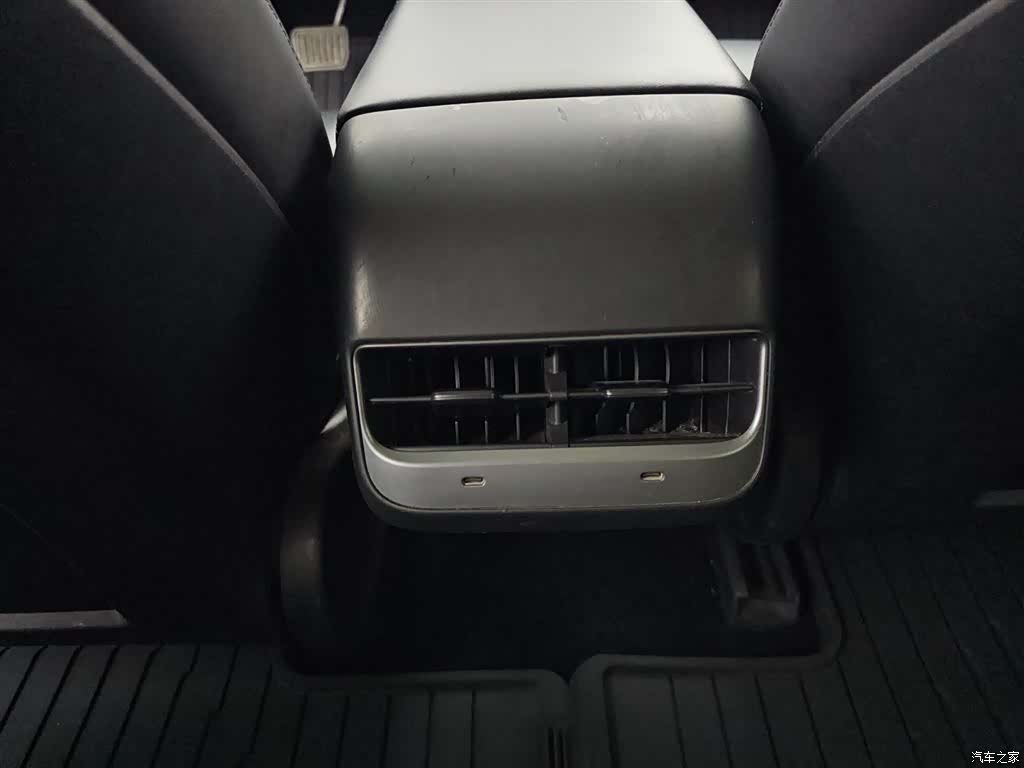 Tesla Model 3, 2020 12