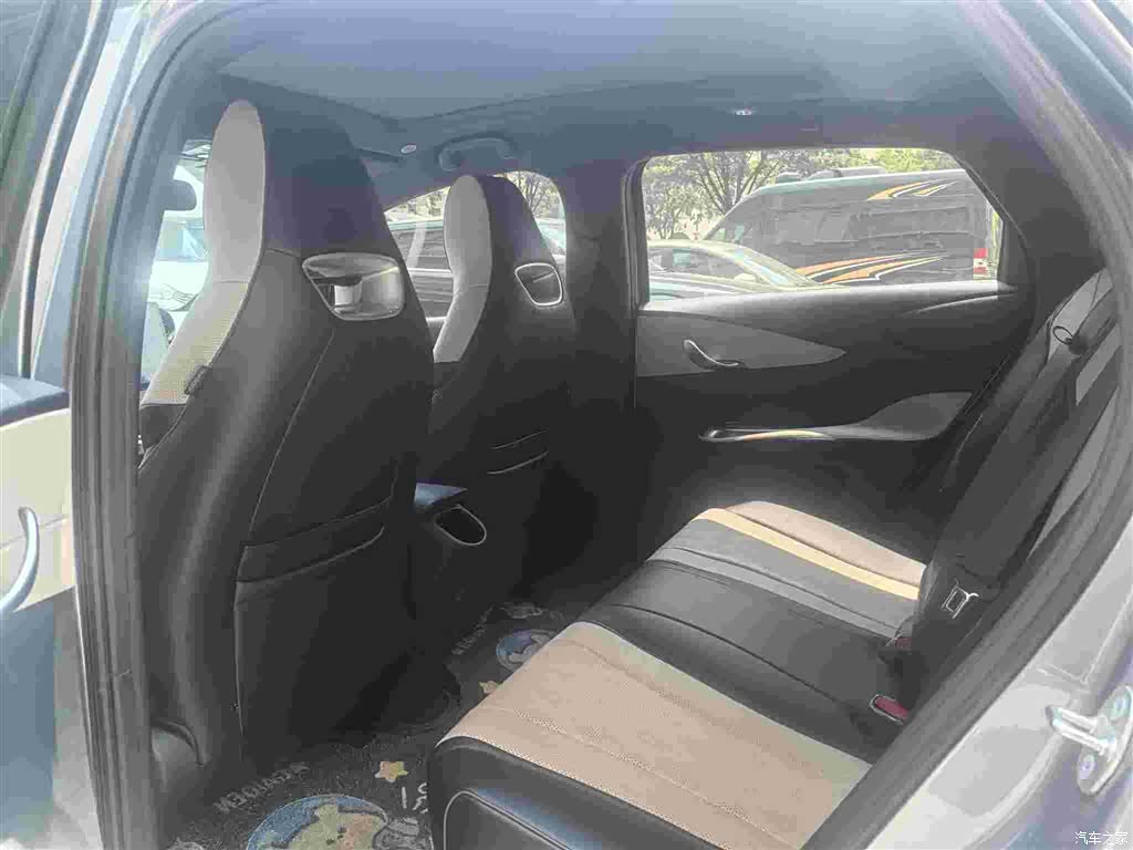 BYD Dolphin, 2023 8