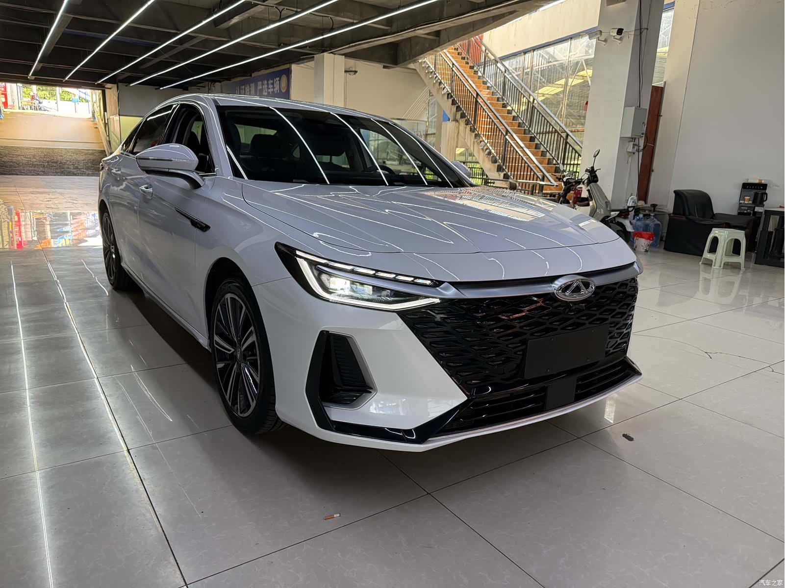 Chery Arrizo 8, 2023 3