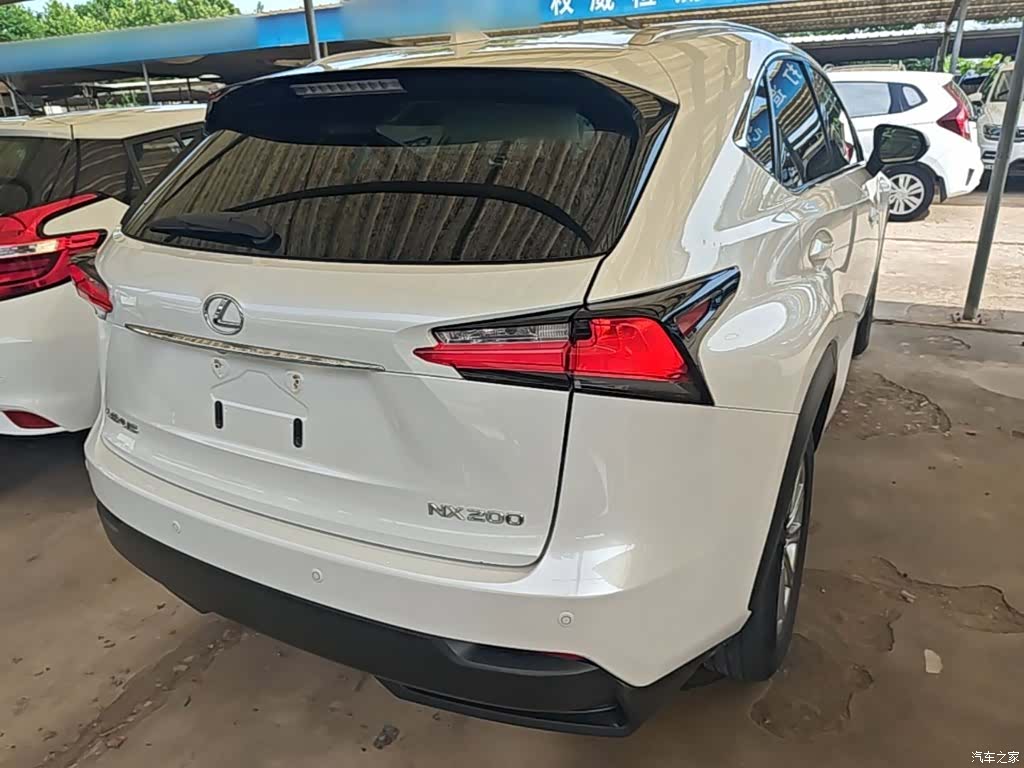 Lexus NX, 2015 7