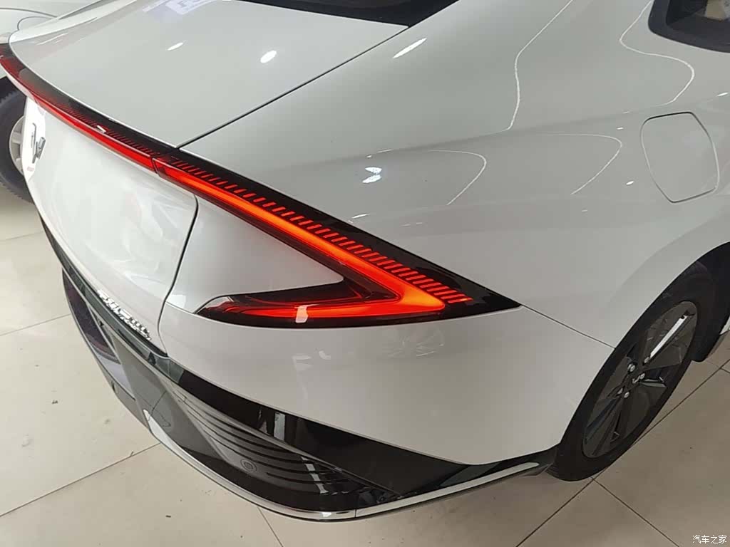Wuling Starlight, 2024 8