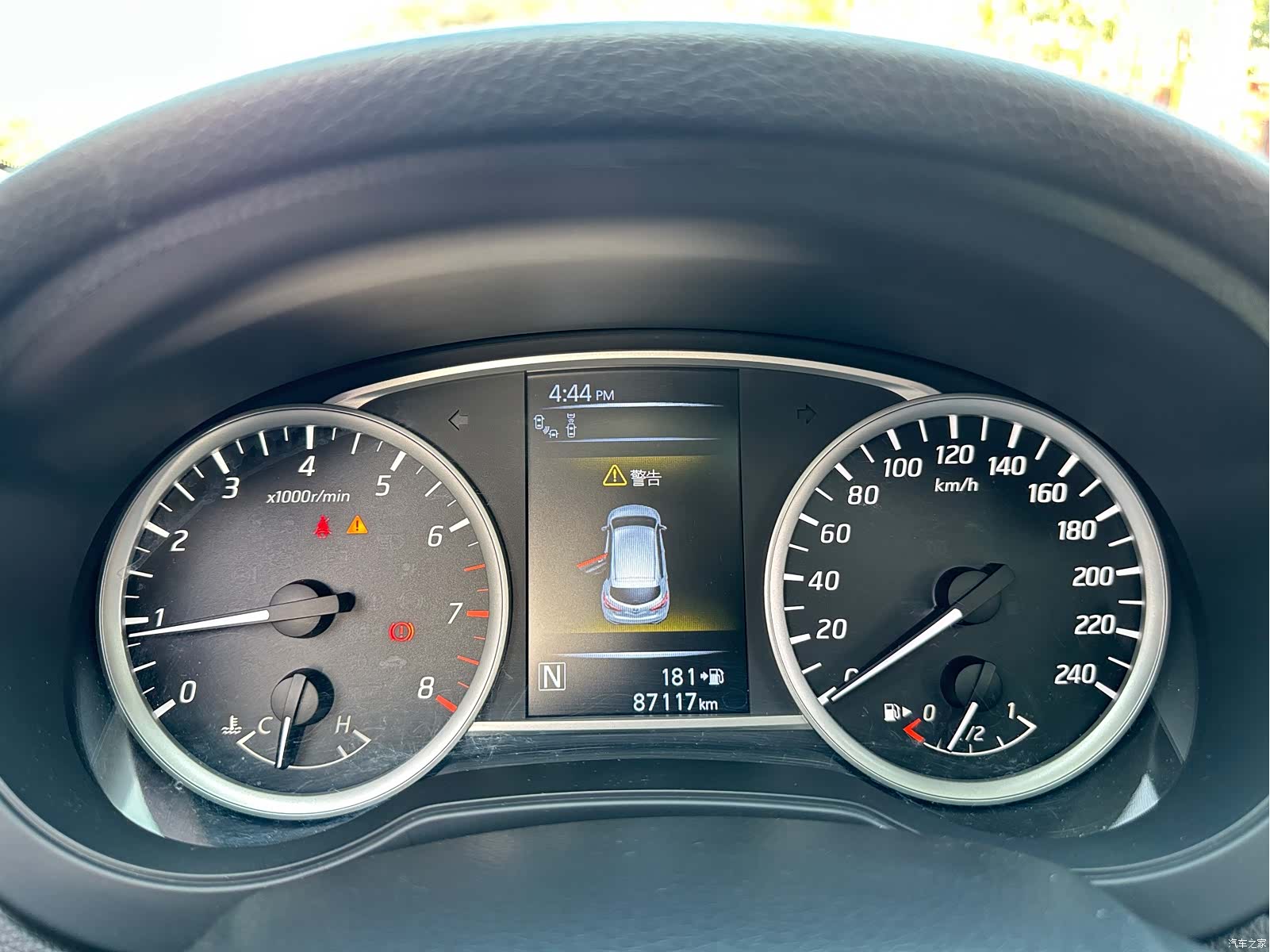 Nissan Tiida, 2017 16