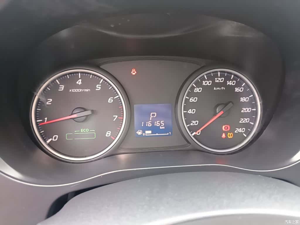 Mitsubishi Outlander, 2018 12
